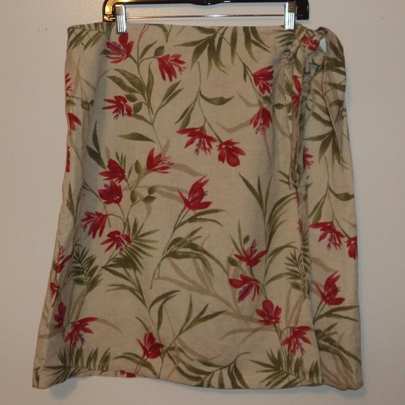 First Issue Women's Size 18 Wrap Skirt Tropical Floral Beige Red Green Buttons - Picture 1 of 7
